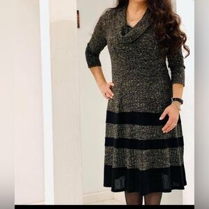 Robbie Bee Small Size A line Style Midi Dress Grey/Black Color